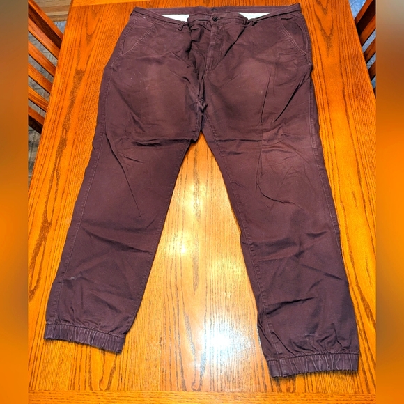 Old Navy Pants Mens Cargo Pants Size 44 Comfort Stretch Maroon